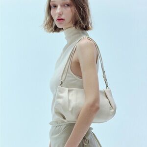 YURT Poiv Cream Sheep Leather Shoulder Bag with Adjustable Strap